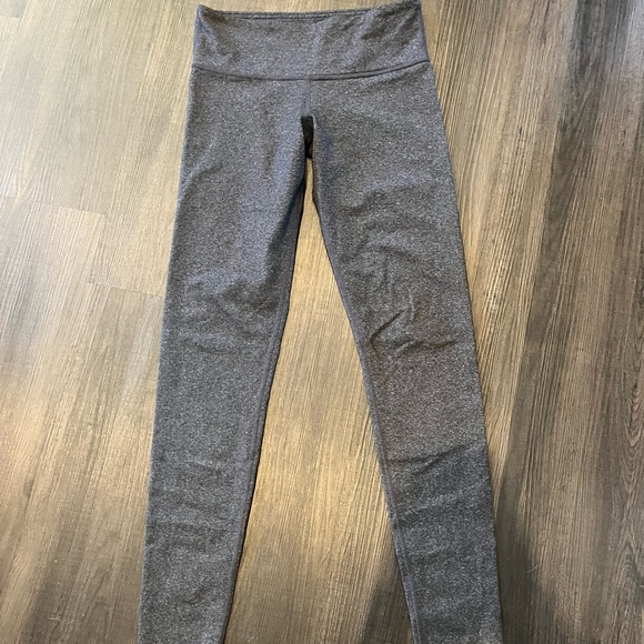2 for $40🩷 Lululemon leggings - Picture 3 of 5
